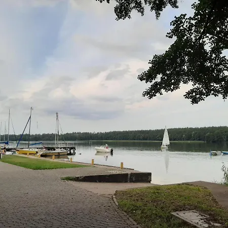 Nad Jeziorem Lägenhet Olecko